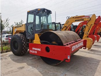 Road roller Dynapac CA251D: picture 4