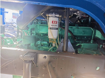 Tipper Sinotruk HOWO 8*4 Dump truck: picture 3