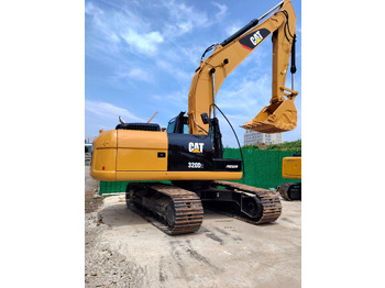 Crawler excavator CATERPILLAR 320D2