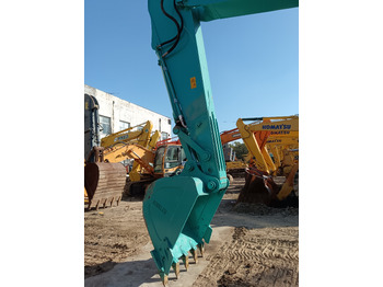 Crawler excavator KOBELCO SK200-8: picture 4