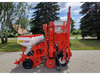 New Seed drill Gaspardo Maga 6 ISOTRONIC: picture 5 New Seed drill Gaspardo Maga 6 ISOTRONIC: picture 5