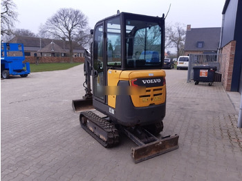 Mini excavator Volvo EC18D: picture 3