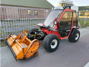 Farm tractor REFORM