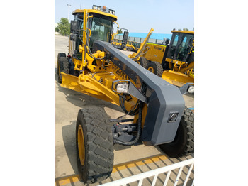 Construction machinery XCMG Official Road Machine GR2605AT Second Hand Hydraulic Motor Grader Best Sale: picture 3