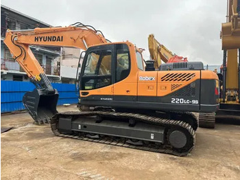 Crawler excavator HYUNDAI