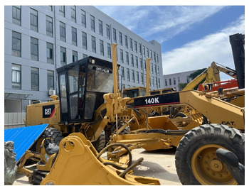 Grader CATERPILLAR 140K