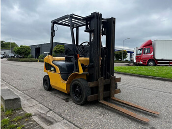 Diesel forklift Caterpillar DP25NT: picture 3
