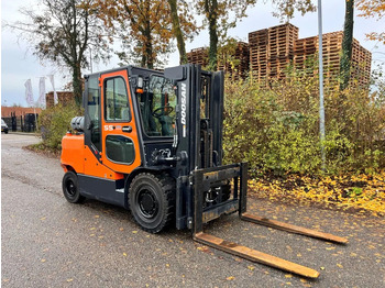 LPG forklift Doosan G55C-5 1593 HOURS: picture 3 LPG forklift Doosan G55C-5 1593 HOURS: picture 3