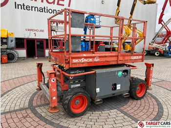 Scissor lift SKYJACK