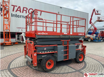 Scissor lift SKYJACK