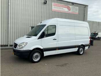 Panel van Mercedes-Benz Sprinter 209 2.2 CDI 366 3 Zits opstap trek haak 2000 kg: picture 1