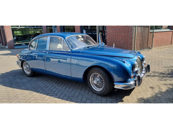 Car JAGUAR