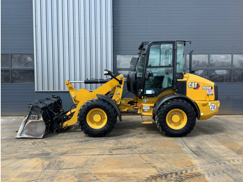 Wheel loader CATERPILLAR 908M