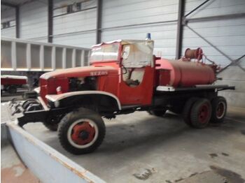 Tank truck GMC CCKW 353 6X6: picture 3 Tank truck GMC CCKW 353 6X6: picture 3