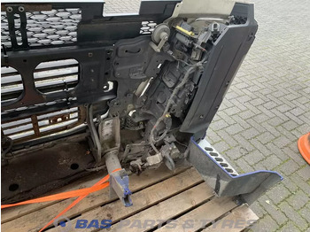 Bumper for Truck Volvo FH4 Bumper Volvo 82137660: picture 5 Bumper for Truck Volvo FH4 Bumper Volvo 82137660: picture 5