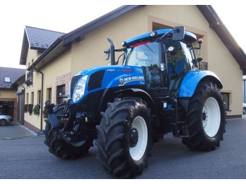 Farm tractor NEW HOLLAND T7