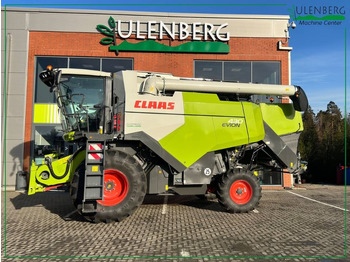 Combine harvester CLAAS
