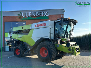 Combine harvester CLAAS Lexion
