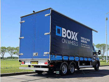 Curtainsider trailer