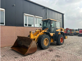 Wheel loader HYUNDAI