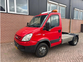 Tractor unit IVECO Daily