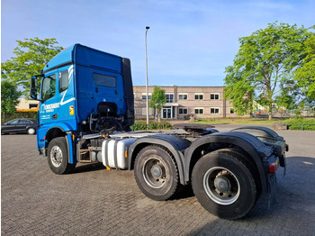 Tractor unit Mercedes-Benz Arocs 2851 / 6X4 / HYDRAULICS / BIG AXLE / ALCOA / AIRCO / AUTOMATIC / EURO-6 / 2015: picture 3 Tractor unit Mercedes-Benz Arocs 2851 / 6X4 / HYDRAULICS / BIG AXLE / ALCOA / AIRCO / AUTOMATIC / EURO-6 / 2015: picture 3