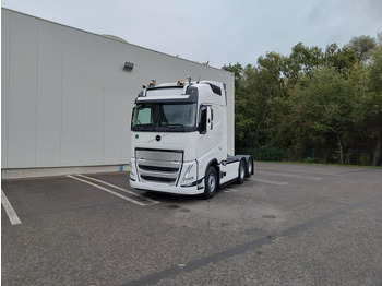 Tractor unit VOLVO FH 500
