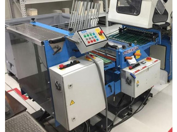 Folding machine