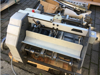 Folding machine Heidelberg steel KBi 1-36 hook-in cross-fold unit: picture 4