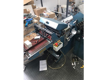 Folding machine