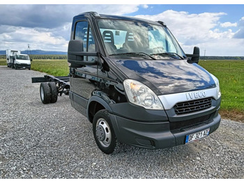 Cab chassis truck Iveco 35C13, 35C12, 35C14, 35C15: picture 4 Cab chassis truck Iveco 35C13, 35C12, 35C14, 35C15: picture 4