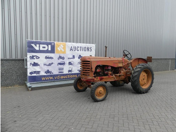 Farm tractor MASSEY FERGUSON