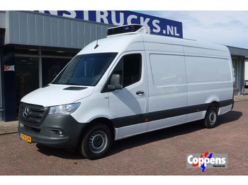 Refrigerated van MERCEDES-BENZ Sprinter 317