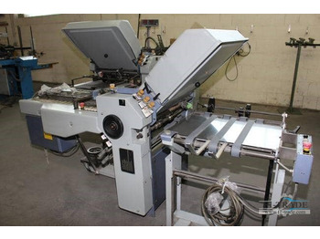 Folding machine