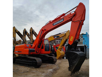 Excavator DOOSAN DH220