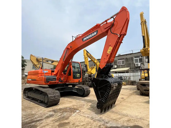 Excavator DOOSAN DX225