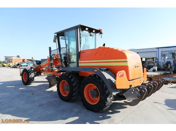 Leasing of New Holland F 156.6 A with 3D GPS System  New Holland F 156.6 A with 3D GPS System: picture 3