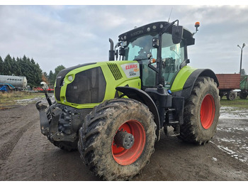 Farm tractor CLAAS Axion 850
