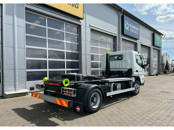 New Hook lift truck Mitsubishi Fuso: picture 4