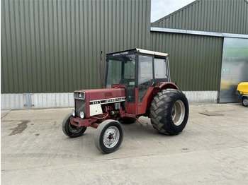 Farm tractor INTERNATIONAL