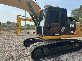 Crawler excavator CATERPILLAR 320D
