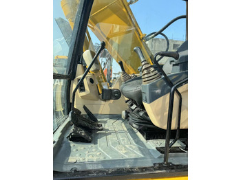 Crawler excavator CAT 320CL: picture 4 Crawler excavator CAT 320CL: picture 4