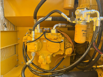 Crawler excavator CAT 320CL: picture 5 Crawler excavator CAT 320CL: picture 5