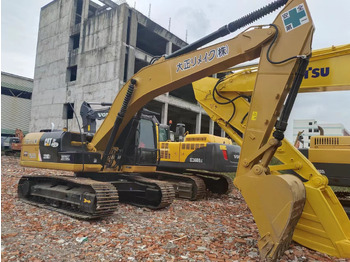 Crawler excavator CAT 320D: picture 2