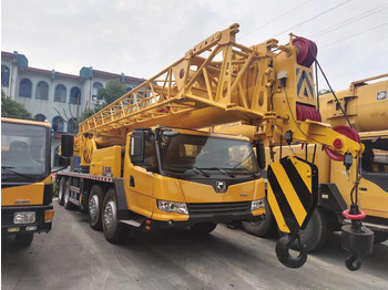 Mobile crane XCMG QY70K