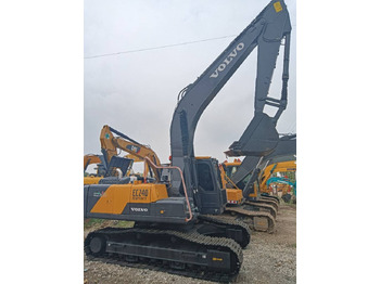 Crawler excavator VOLVO EC240