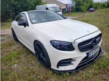 Car MERCEDES-BENZ