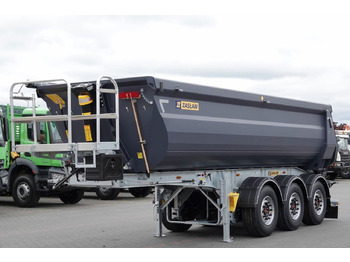 Curtainsider semi-trailer ZASŁAW