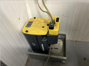 Food processing equipment