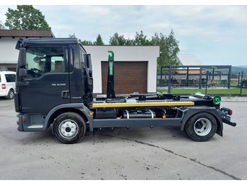 Hook lift truck MAN TGL 12.250